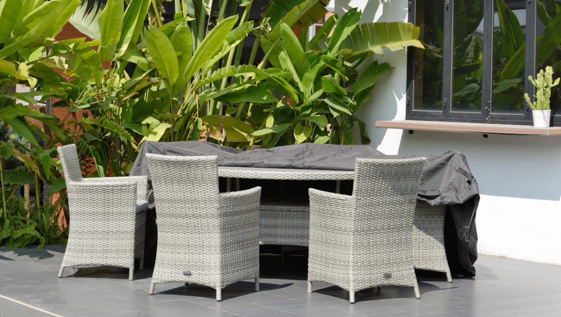 Round wicker garden dining set.